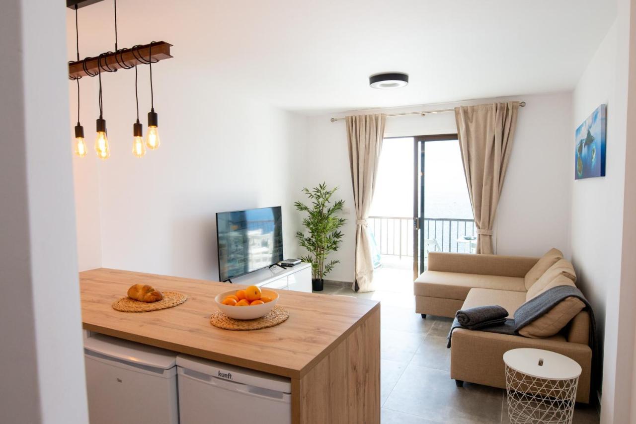 Black Apartamento *